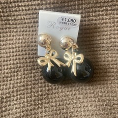 ピアス