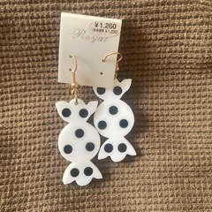ピアス