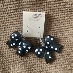 ピアス