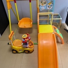 アンパンマン ブランコパークDXジャングルジム滑り台　よくばりビ...
