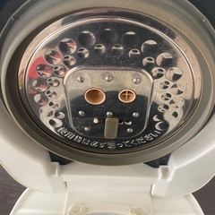 TIGDER タイガー　炊飯器　炊飯ジャー　5.5合焚き　の画像