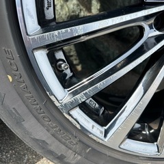 車のパーツ タイヤ、ホイールの画像