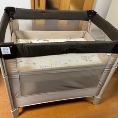 アップリカ　ココネル　ベビー用品 ベビーベッド、家具の画像