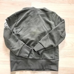 【新品】キッズ　アディダス パーカー　110 の画像