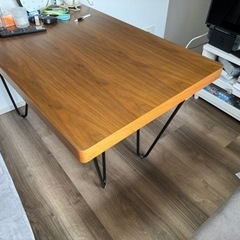 ダイニングテーブル　家具