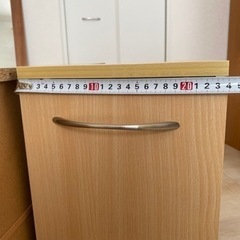 【受け渡し予定者決定しました】キャスター付き押入れ収納の画像