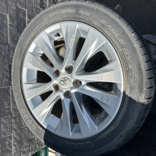 (決まりました)車のパーツ タイヤ、ホイール