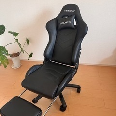 ゲーミングチェア　椅子　リクライニングの画像