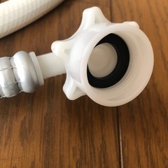 食洗機　長い給水ホースの画像