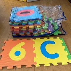 【お話し中です】
ジョイントマットの画像