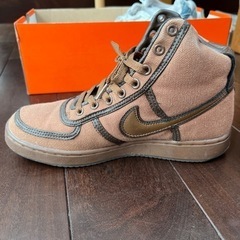 値下げ！NIKEスニーカー 25cmの画像