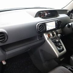 続々と🚗入荷中🎵トヨタ カローラルミオン１．８Ｓ　スマートパッケージ😊の画像