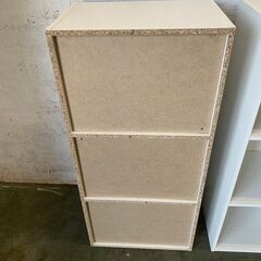 【ジモティ限定特価】  NITORI ニトリ カラーボックス 収納棚 2個セット ①の画像