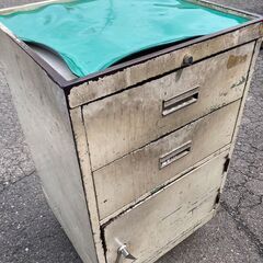 ツールワゴン 鉄製カート　引き出し付き　道具入れ　台車