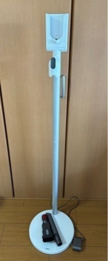 ダイソン・Dyson純正 V11充電ドック兼用スタンド\u0026ノズル2つ