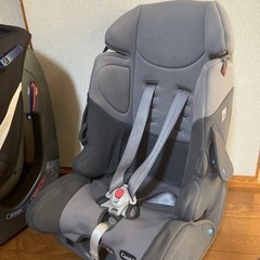 無料 チャイルドシート combi  