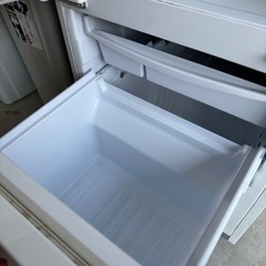 シャープ　単身　冷蔵庫　2ドア　2015年製の画像