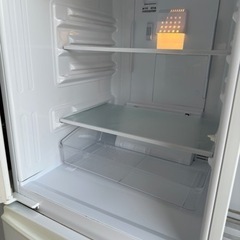 シャープ　単身　冷蔵庫　2ドア　2015年製の画像