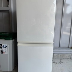 シャープ　単身　冷蔵庫　2ドア　2015年製