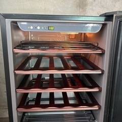 ワインセラー 2013年製　FJC-85G の画像