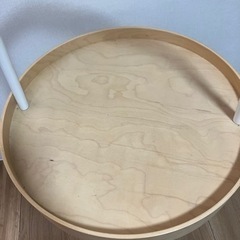 IKEA サイドテーブルの画像