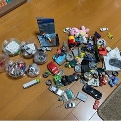 おもちゃ ミニカー　ガチャガチャ　など　
