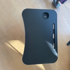 小さいテーブル