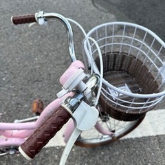自転車 折りたたみ自転車の画像