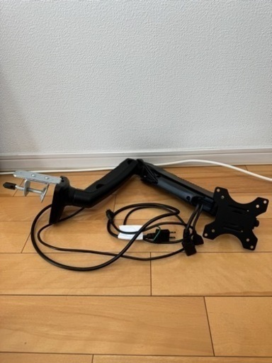 【美品】DELL 23インチモニター×2＆モニターアームセット 美品】DELL 23インチモニター×2＆モニターアームセット - メルカリ