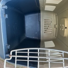 犬のキャリーケースの画像