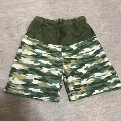 カッコいい　子供　95cm  水着　深緑迷彩柄　子供用品 キッズ...