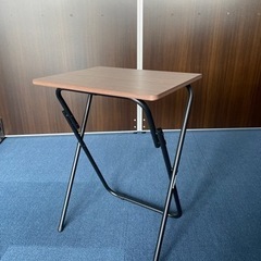 ニトリ　折りたたみテーブル　サイドテーブルの画像