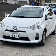トヨタ　アクア　平成26年　走行距離5万キロ　車検7年9月