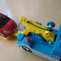 相談中　JAFと車のセットの画像