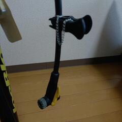 空気圧計付き自転車空気入れ（各バルブ対応アダプター付属）の画像