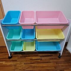 【取引中】収納 ラック おもちゃ箱の画像