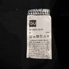 GU TシャツSの画像
