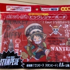 新品　3点　ワンピース　トートバッグ　ビッグレジャーポーチ　防滴スマホポーチ　ONE PIECE FILM GOLD　ワンピースの画像