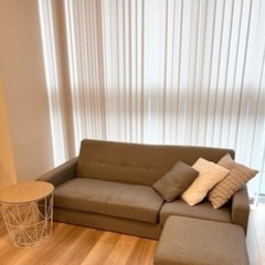 【キャンセルのため再度募集】3人がけソファ　丸テーブル付き　グレー オットマンの画像