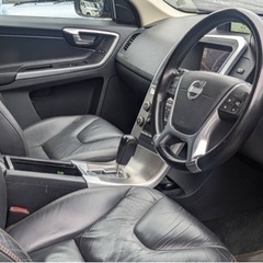 VOLVO 【自社ローン取扱店】購入•車検•板金、分割対応【購入後も安心】車の部品•消耗品最大20%OFFの画像