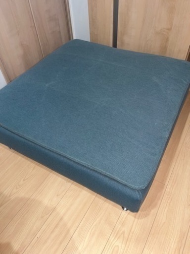 ソーデルハムン　オットマン　　IKEA 廃盤カラー