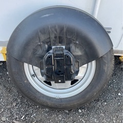 ジムニー　JB23 スペア　タイヤ　ブラケット　カバー付きの画像
