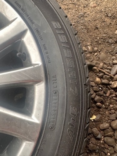 車のパーツ タイヤ、ホイール