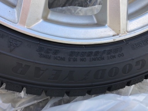【新品未使用】GOODYEAR ICE NAVI8 185/55R16 スタッドレス４本セット