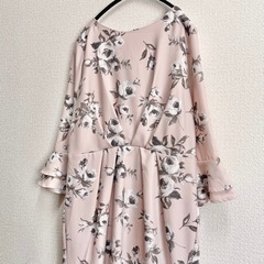 RyuRyu 花柄　ワンピース　フリルスリーブ グリーンの画像