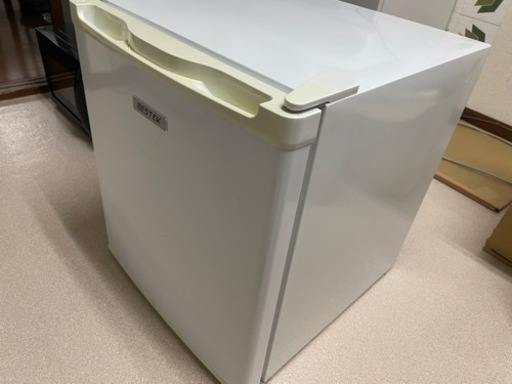 BESTEK 冷蔵庫 小型 ミニ 直冷式 1ドア 47L 右開き BTMF107