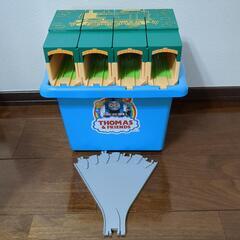 プラレールトーマス　機関庫(転車台つき)の画像