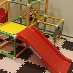 アンパンマン　ジャングルジム　ブランコ　滑り台の画像