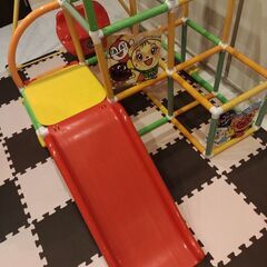 アンパンマン　ジャングルジム　ブランコ　滑り台の画像