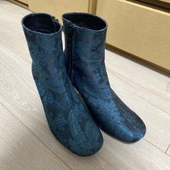 ペイズリー柄　ブーツ
